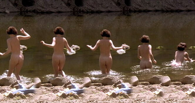 Lara flynn boyle image