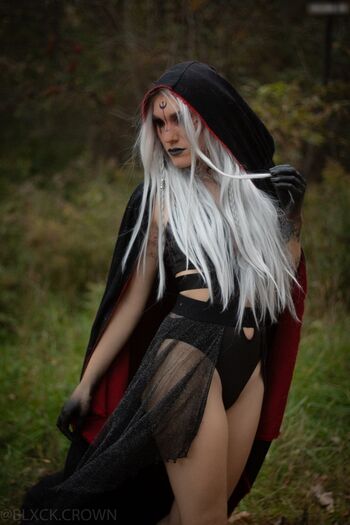 Lara loxley image