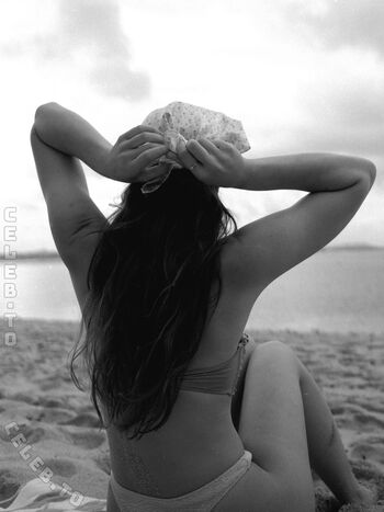 Lara marie kremer image