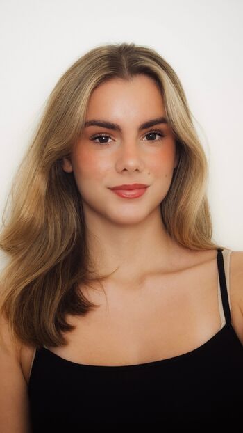 Lara sofia image