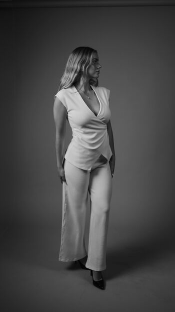 Lara sofia image