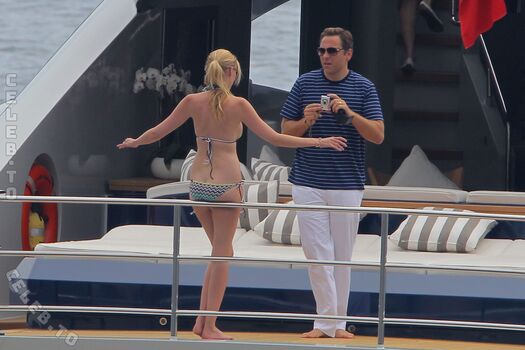 Lara stone page 2 image