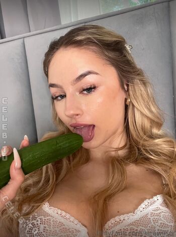 Lara wilson image