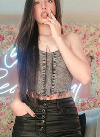 Larisasmirnoov page 3 image