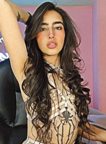 Larisasmirnoov page 2 image