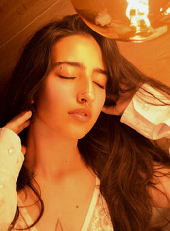 Larisasmirnoov page 2 image