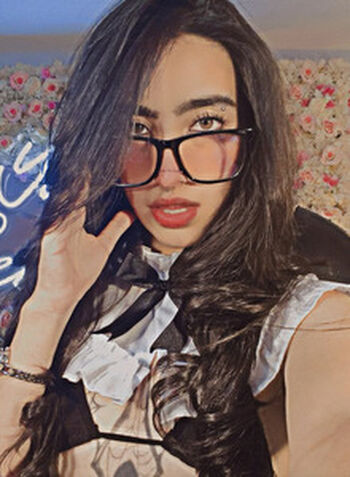 Larisasmirnoov page 2 image