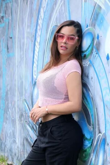 Larissa riquelme image