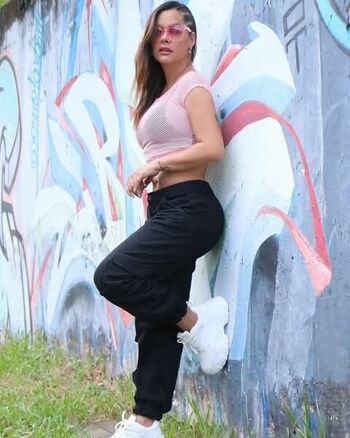 Larissa riquelme image