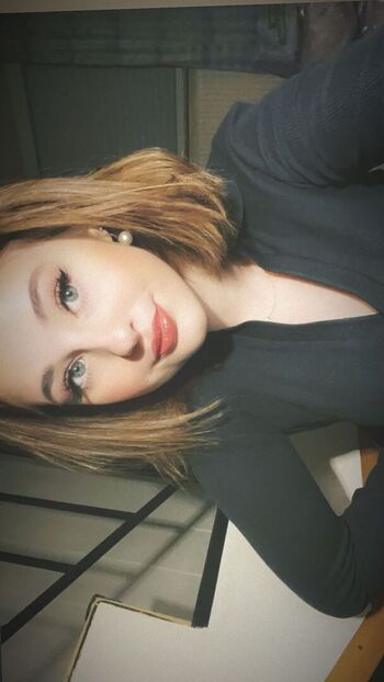 Larissaxadventures image