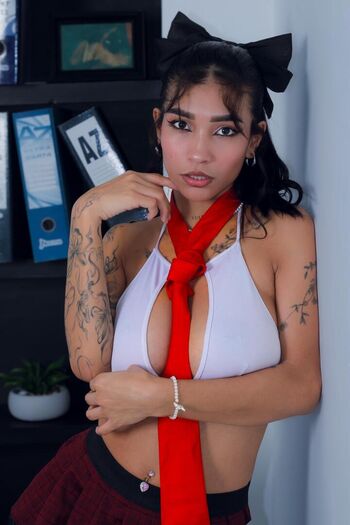 Laura aristizabal 19 image