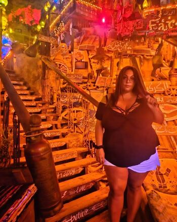 Laura chiaramonte page 2 image