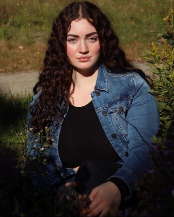 Laura jo image