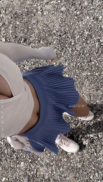 Laura marie soons image