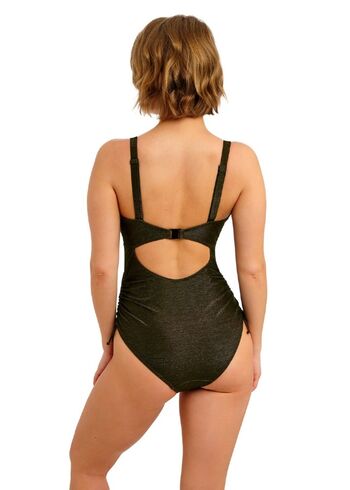 Laura oganessian image