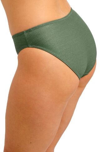 Laura oganessian image