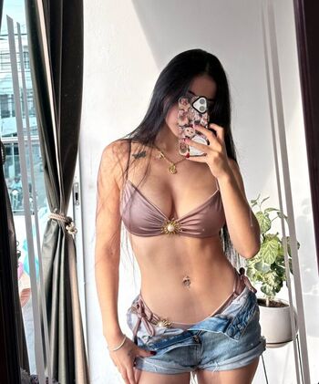Laura rivera image