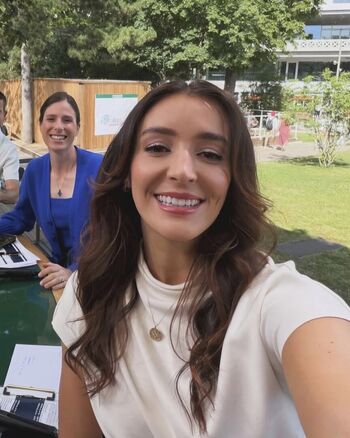 Laura robson image