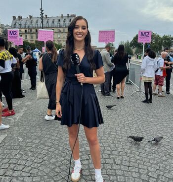 Laura robson image