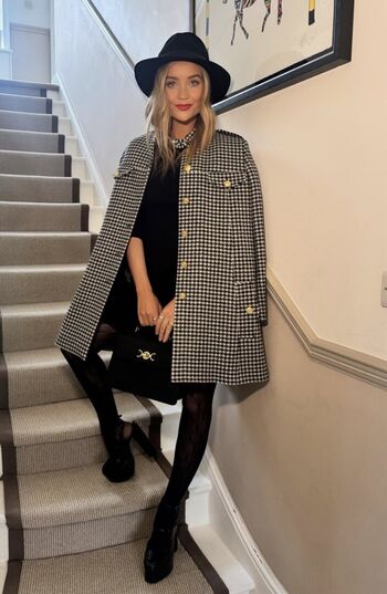 Laura whitmore image