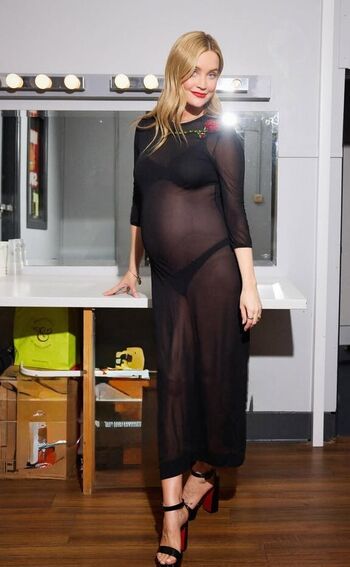 Laura whitmore image