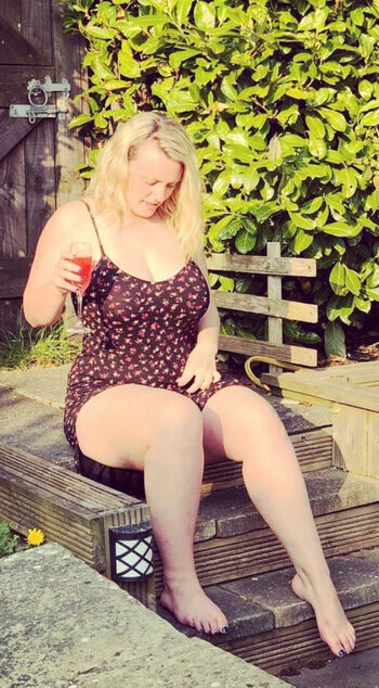 Lauracurvemodel image