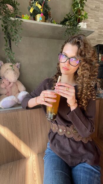 Laurafermann image