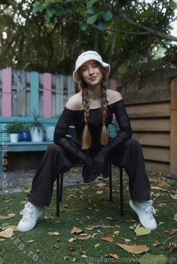 Lauragetshigh page 2 image