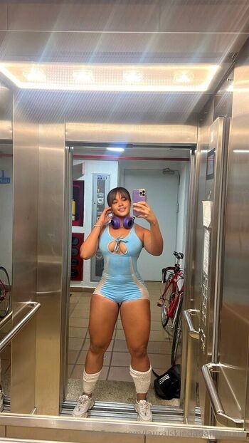 lauraiskindadangerous