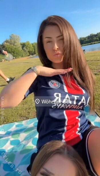 Lauralianajane image