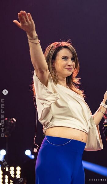 Laure bv image