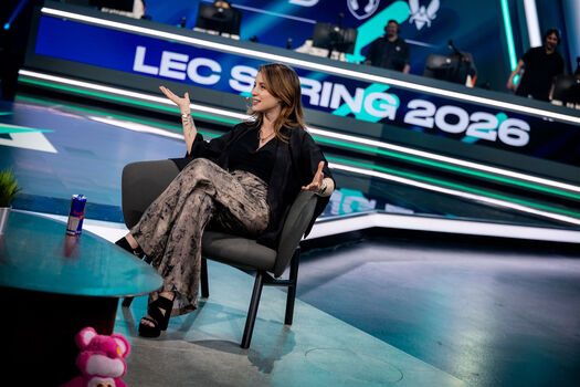 Laure valee image