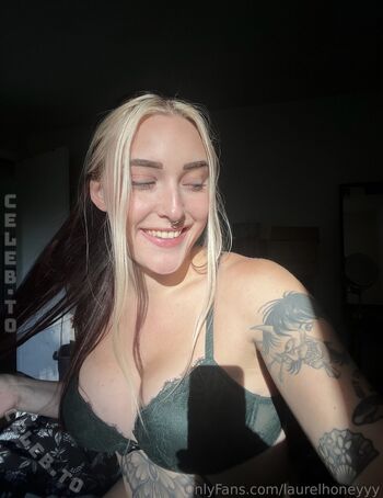 Laurelhoneyyy image