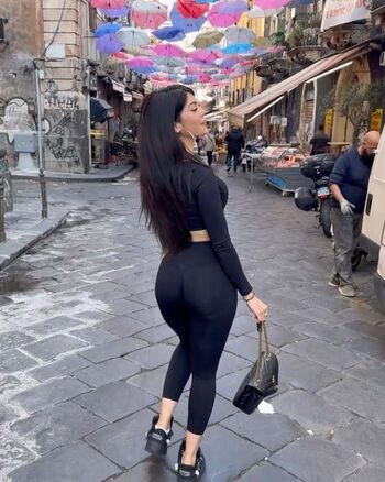 Lauren cruz 1 image