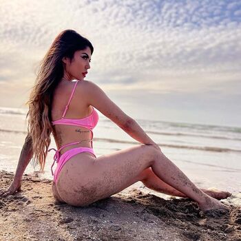 Lauren cruz 1 image