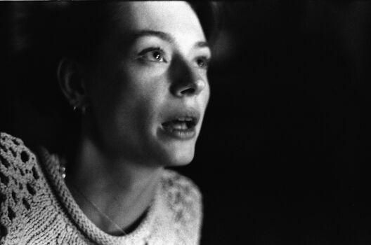 Lauren de graaf image