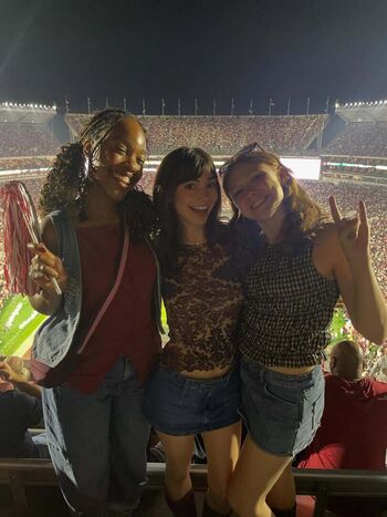 Lauren donzis page 2 image