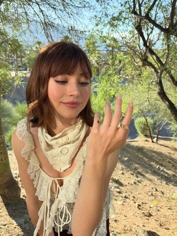 Lauren donzis page 2 image