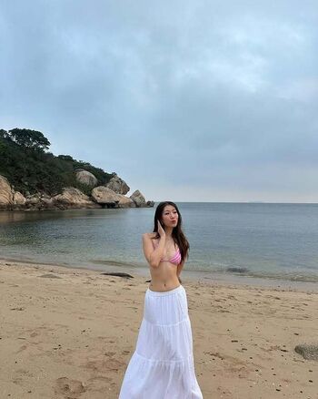 Lauren hung image