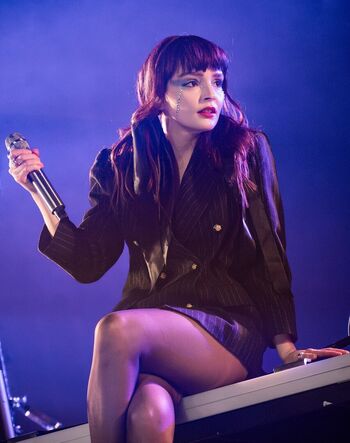 Lauren Mayberry