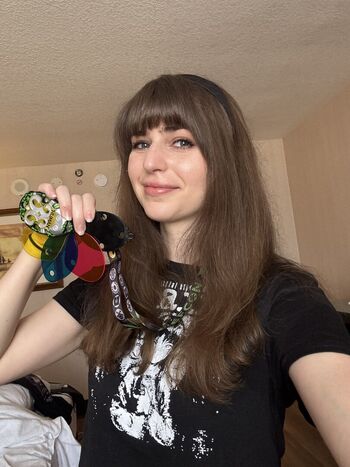 Lauriewired image
