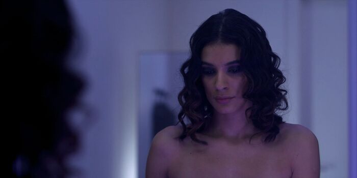 Laysla de oliveira image