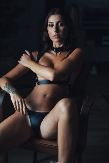 Lea kratter page 2 image