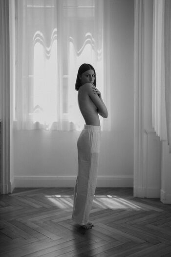 Lea kratter image