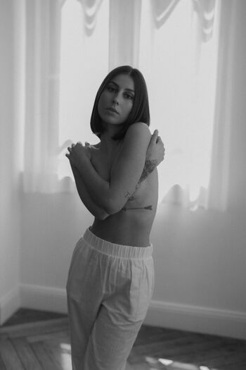 Lea kratter image
