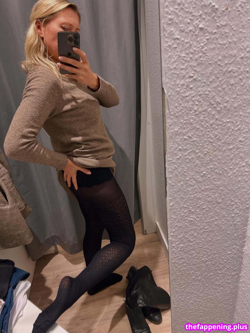 LeggyMella