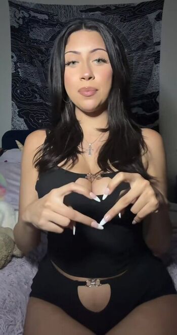 Leilani wright image