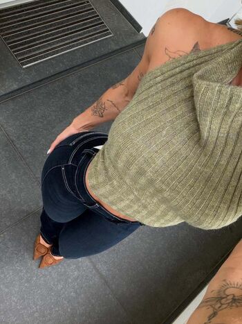 Lena ajoy image