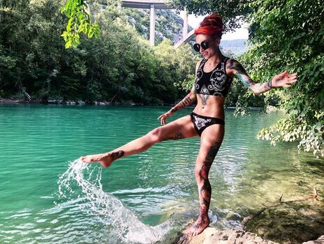 Lena scissorhands image