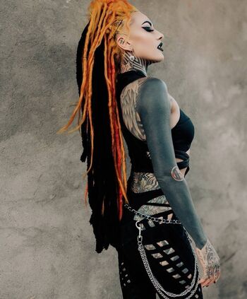 Lena scissorhands image